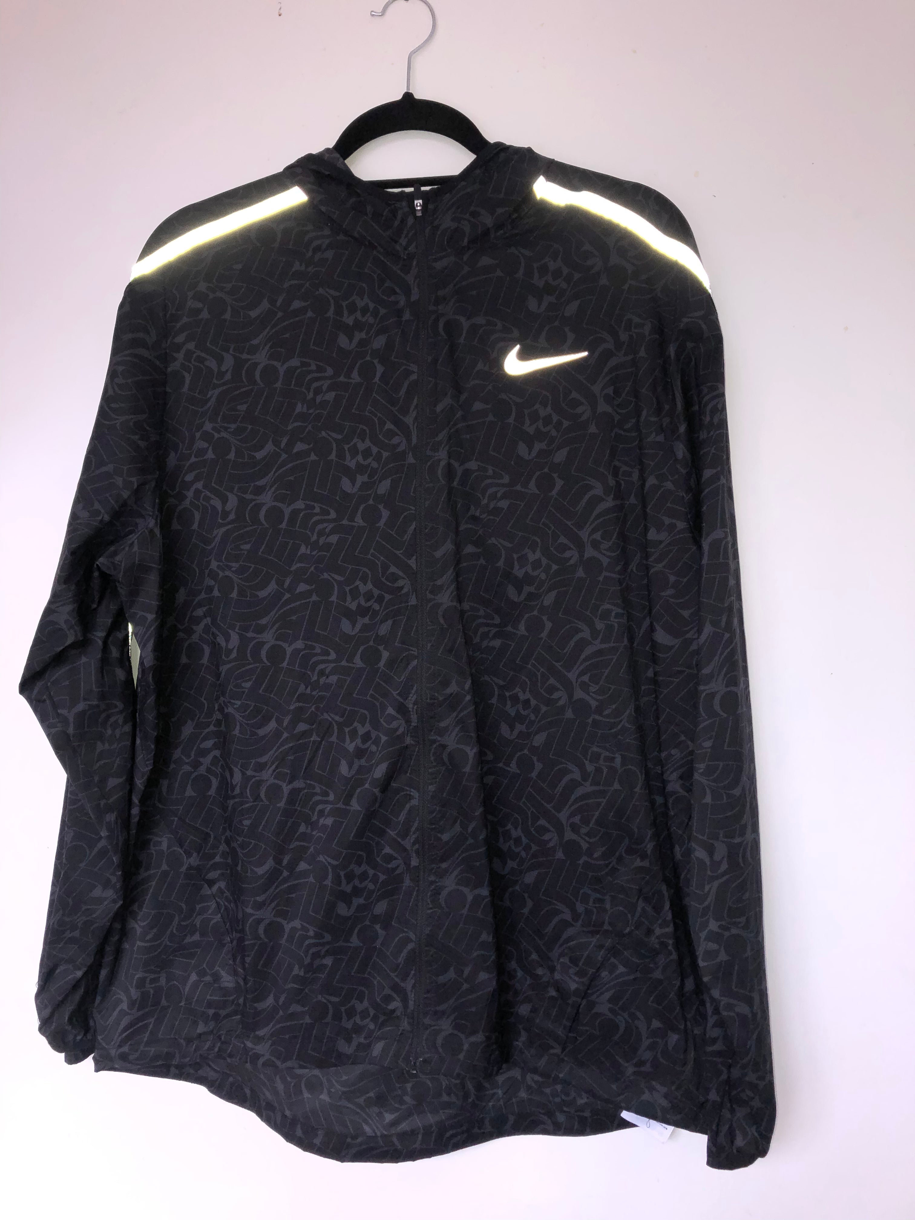 Nike Rostarr Reflective Lightweight Jacket ⚡️ –